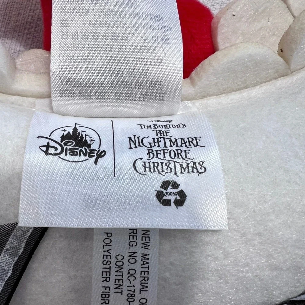 Disney Nightmare Before Christmas Jack Skellington Bone Wreath Santa Hat 14